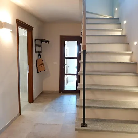 Bella Collina Apartman Fontanile
