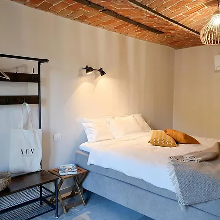 Bella Collina Apartman *