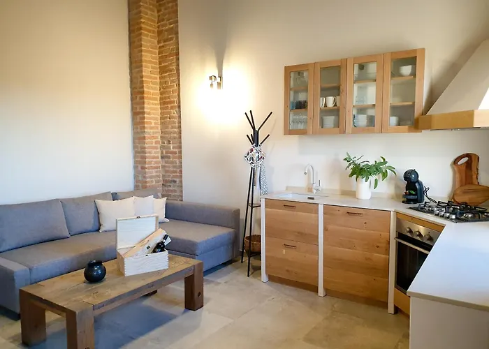 Bella Collina Apartment